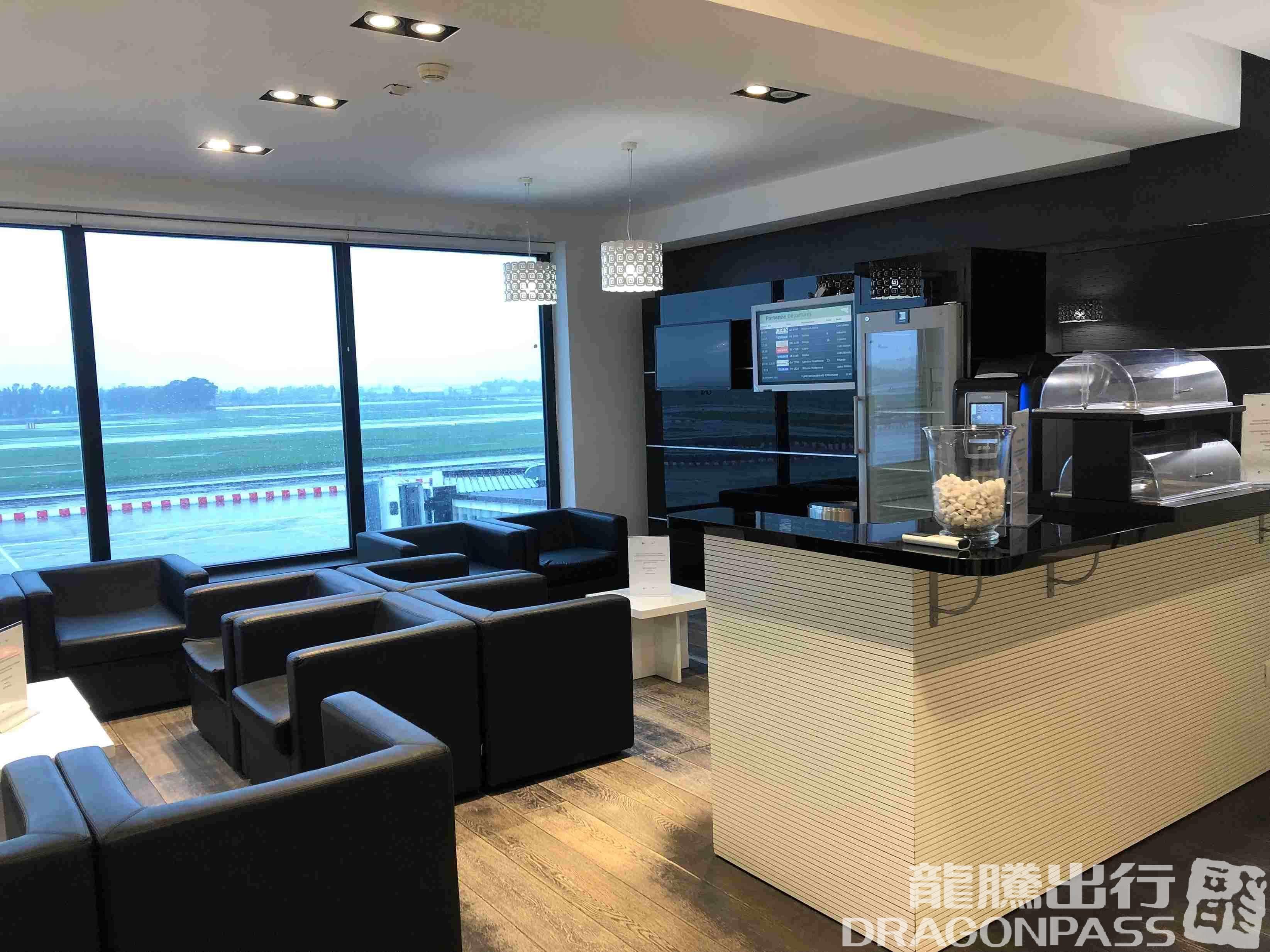 Angelo D'Arrigo VIP Lounge - 1