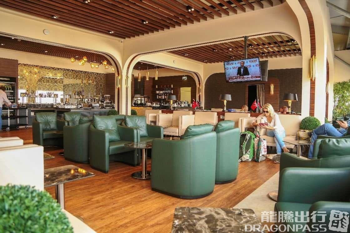 Turkish Airlines - Star Alliance Lounge - 1