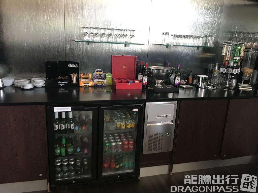 Rendezvous Executive Lounge - 1