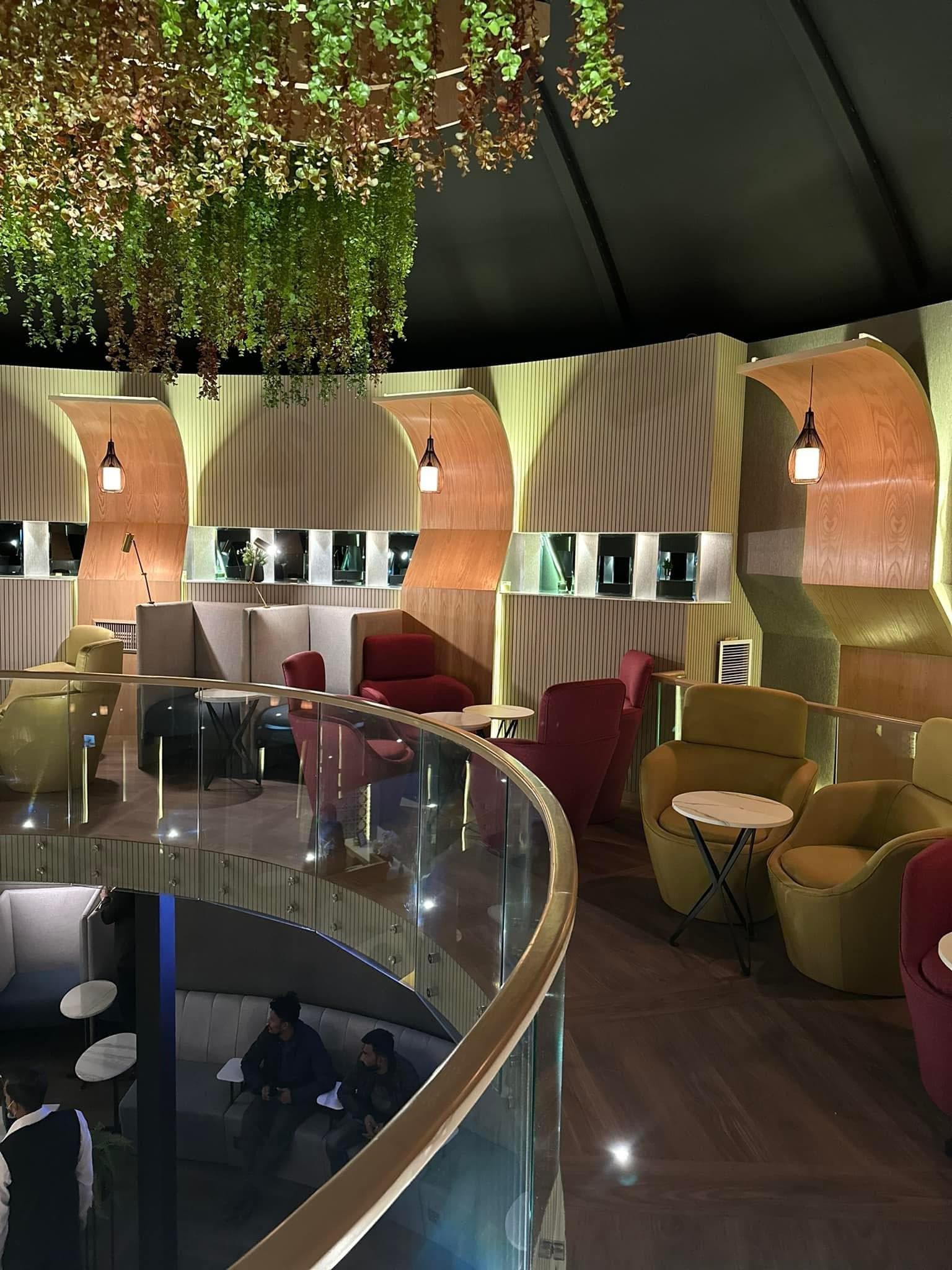 Sky Majestic Lounge - 3