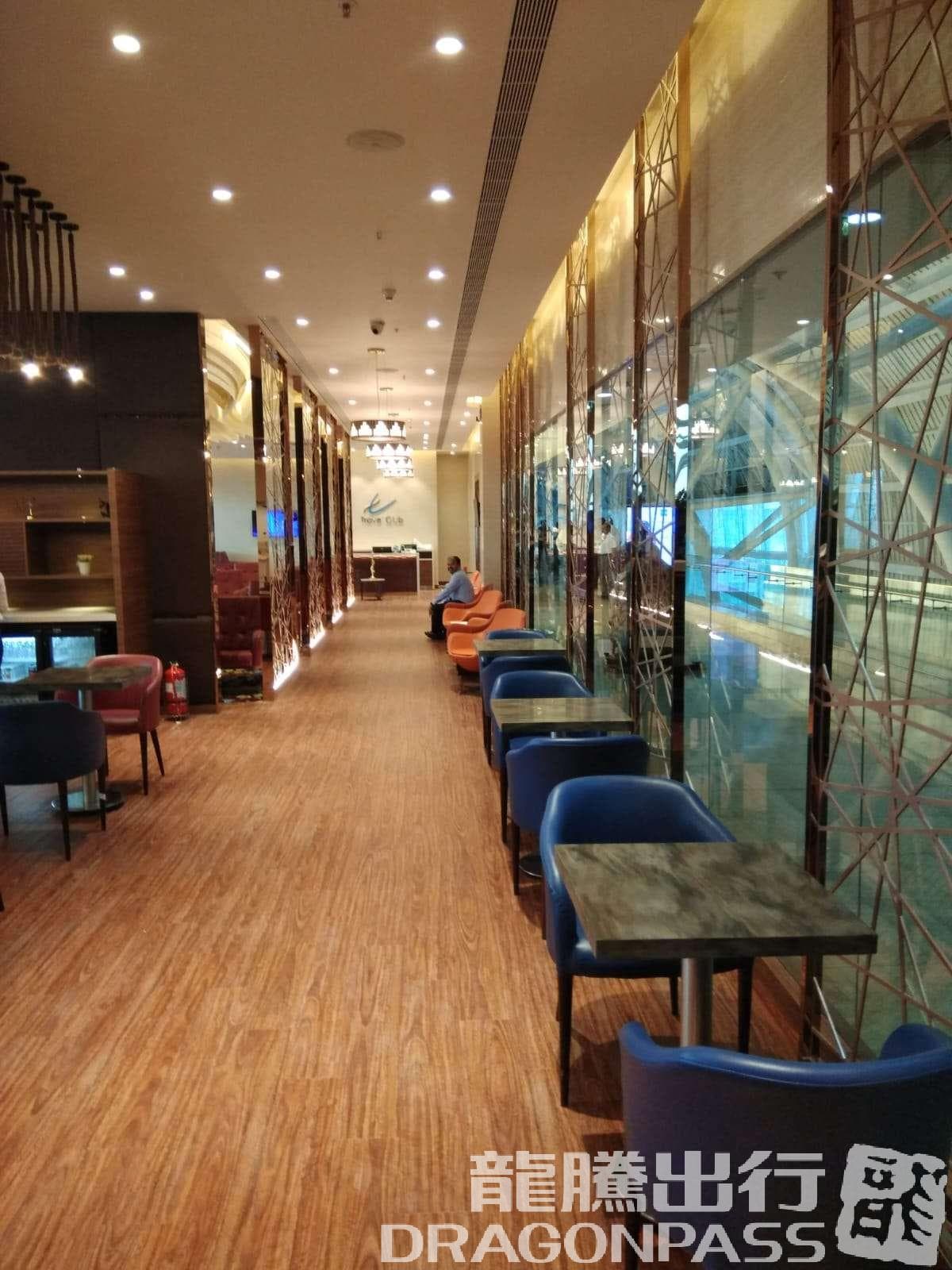 Travel Club Lounge - 3