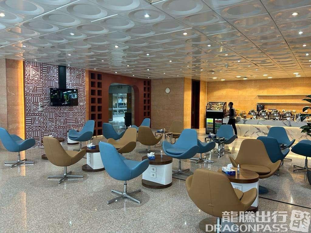 Pearl Lounge (Domestic) - 4