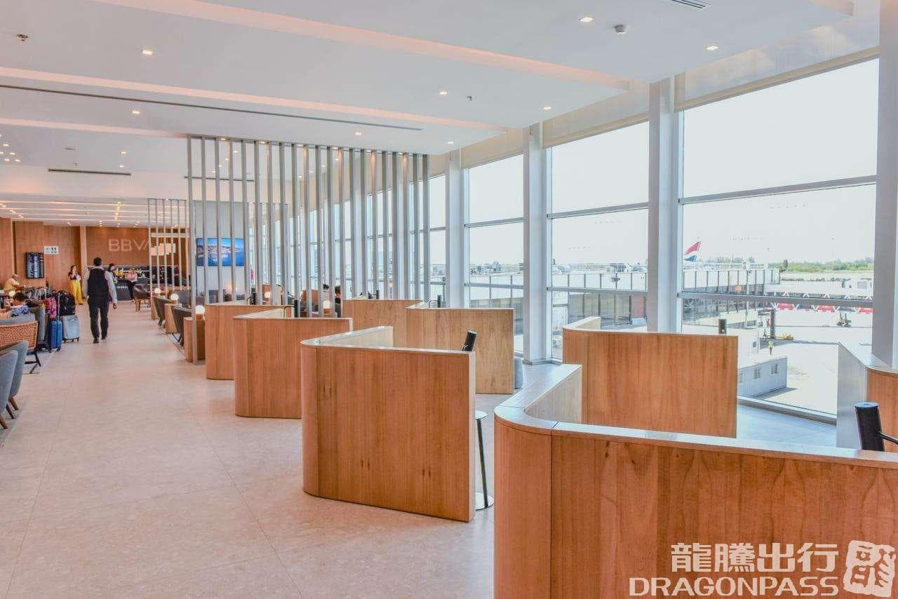 BBVA Lounge - 3