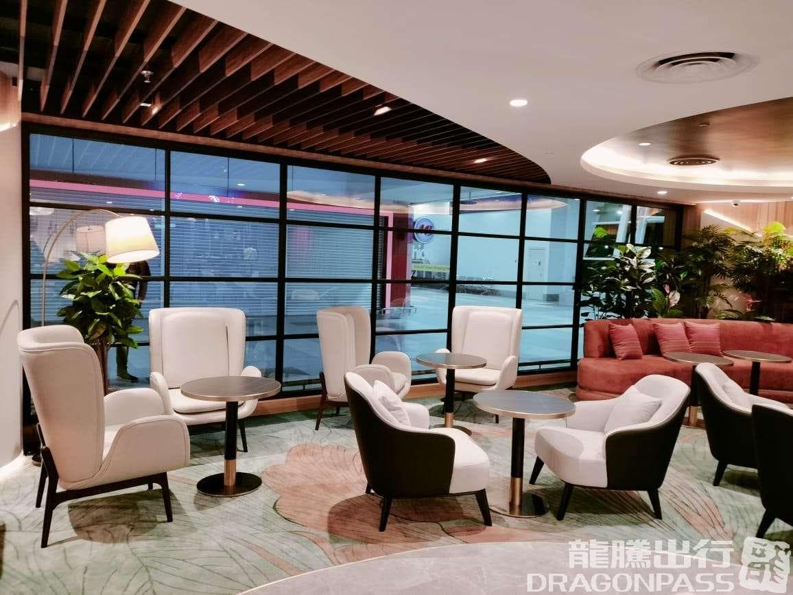 Travel Club Lounge - 2