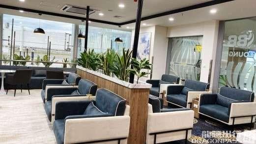 Blueberry Premium Lounge - 1
