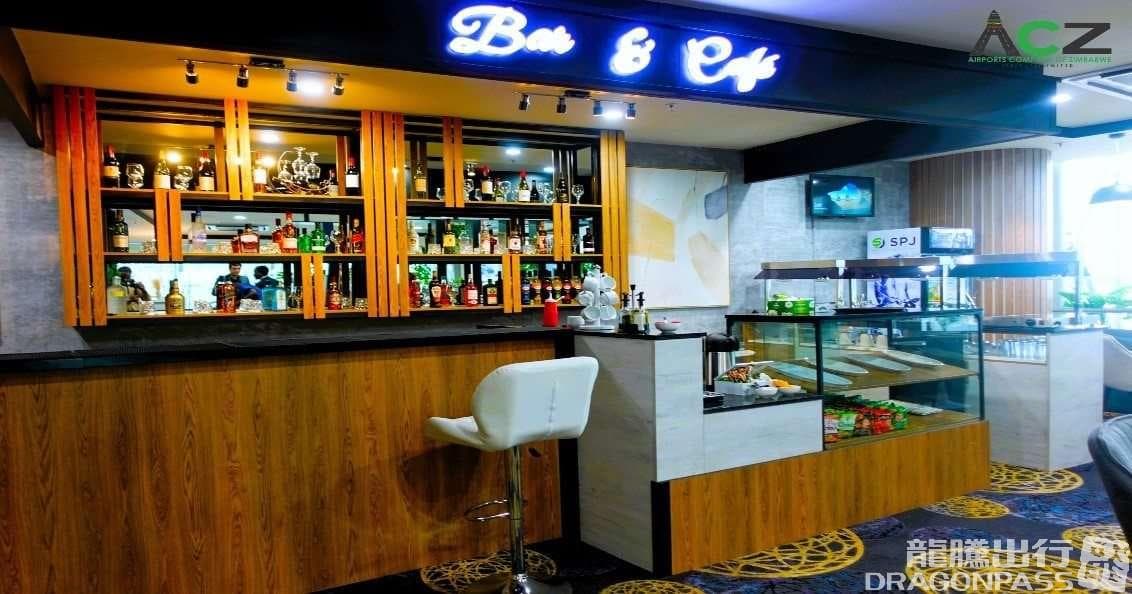 Blueberry Premium Lounge - 3