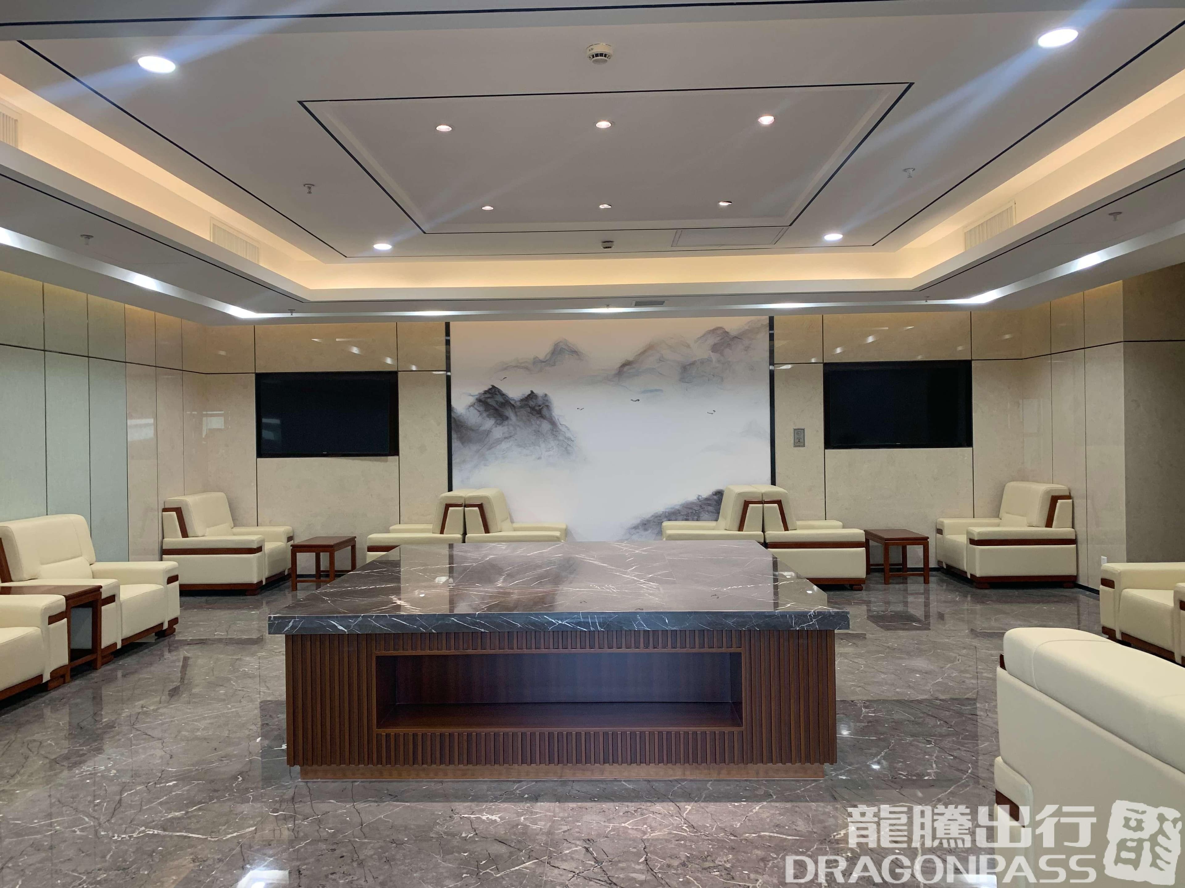 International first class lounge 3 - 2