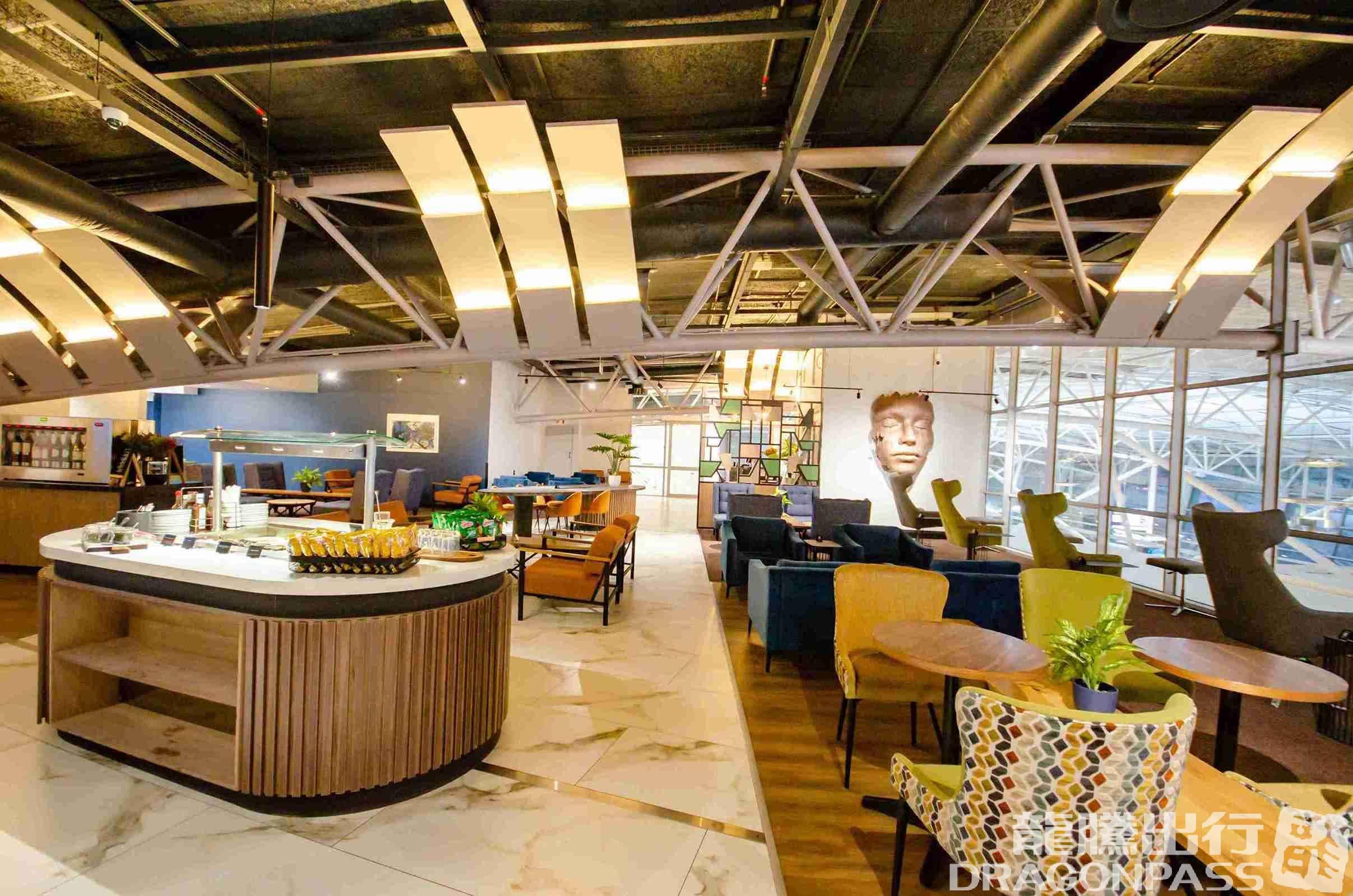 Bidvest Premier Lounge Cape Town International 2 - 4