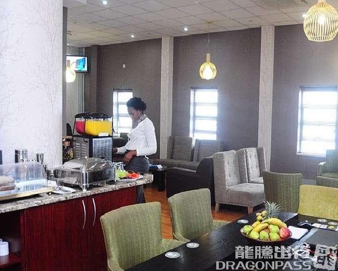 Nthula Lounge (International) - 4
