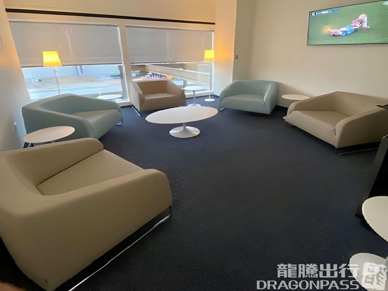 Air France Lounge - 4