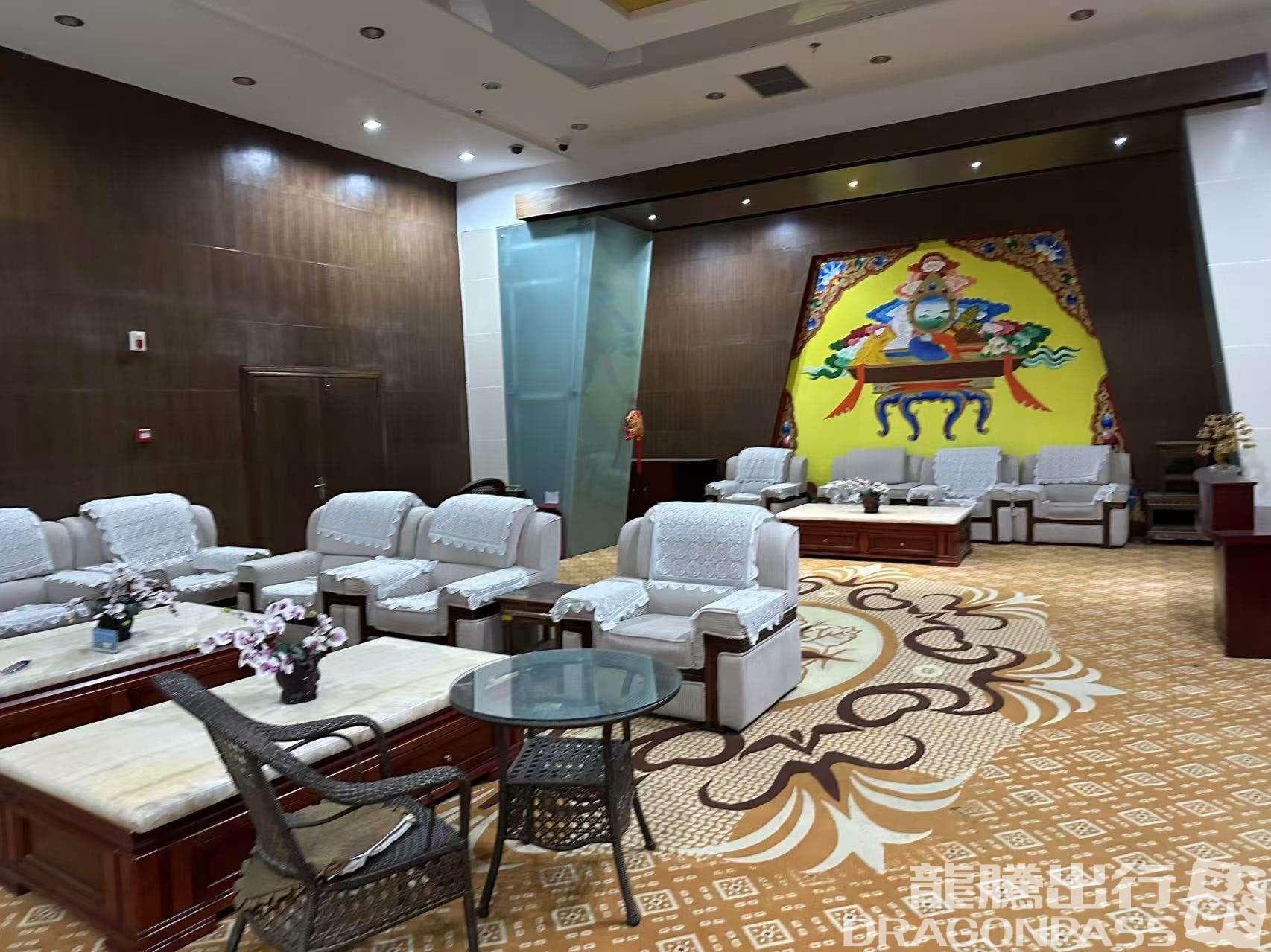 First class lounge (T2 domestic) - 1