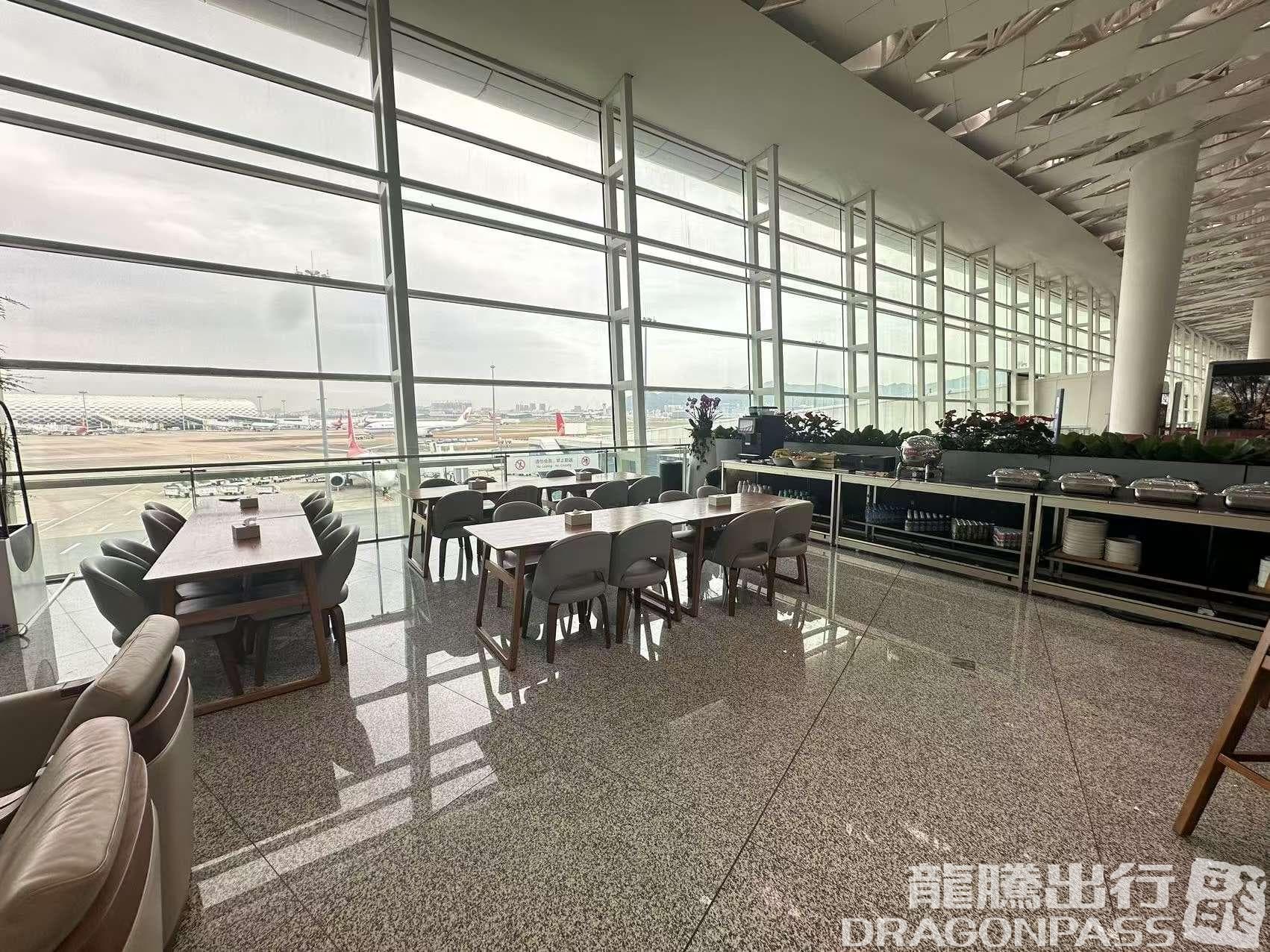 International Business VIP Lounge - 3