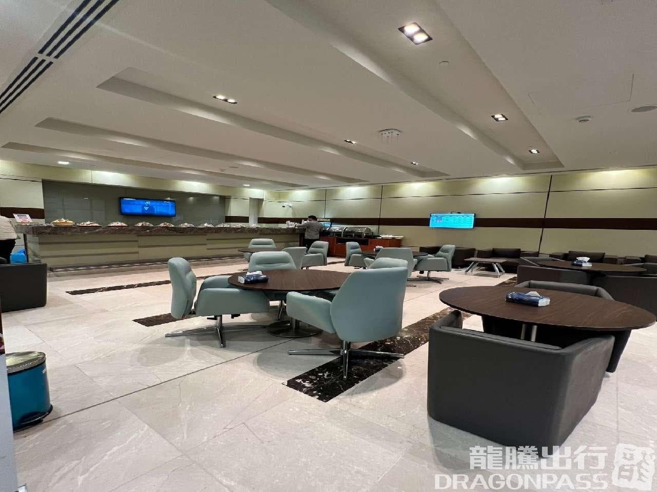 Pearl Lounge - 2