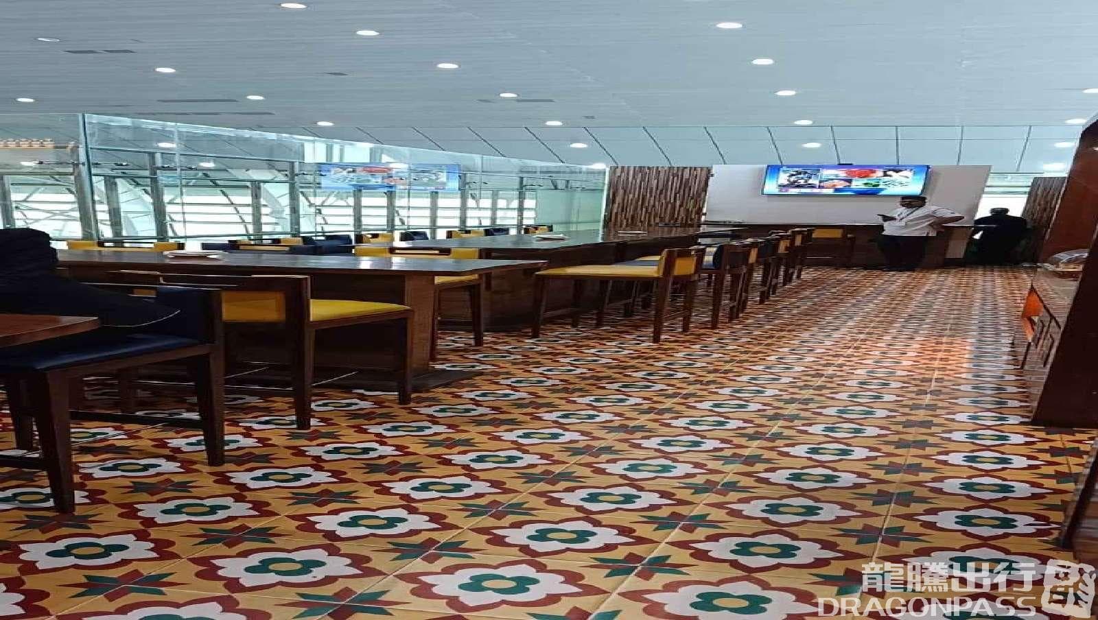 The Lounge (Domestic) - 2