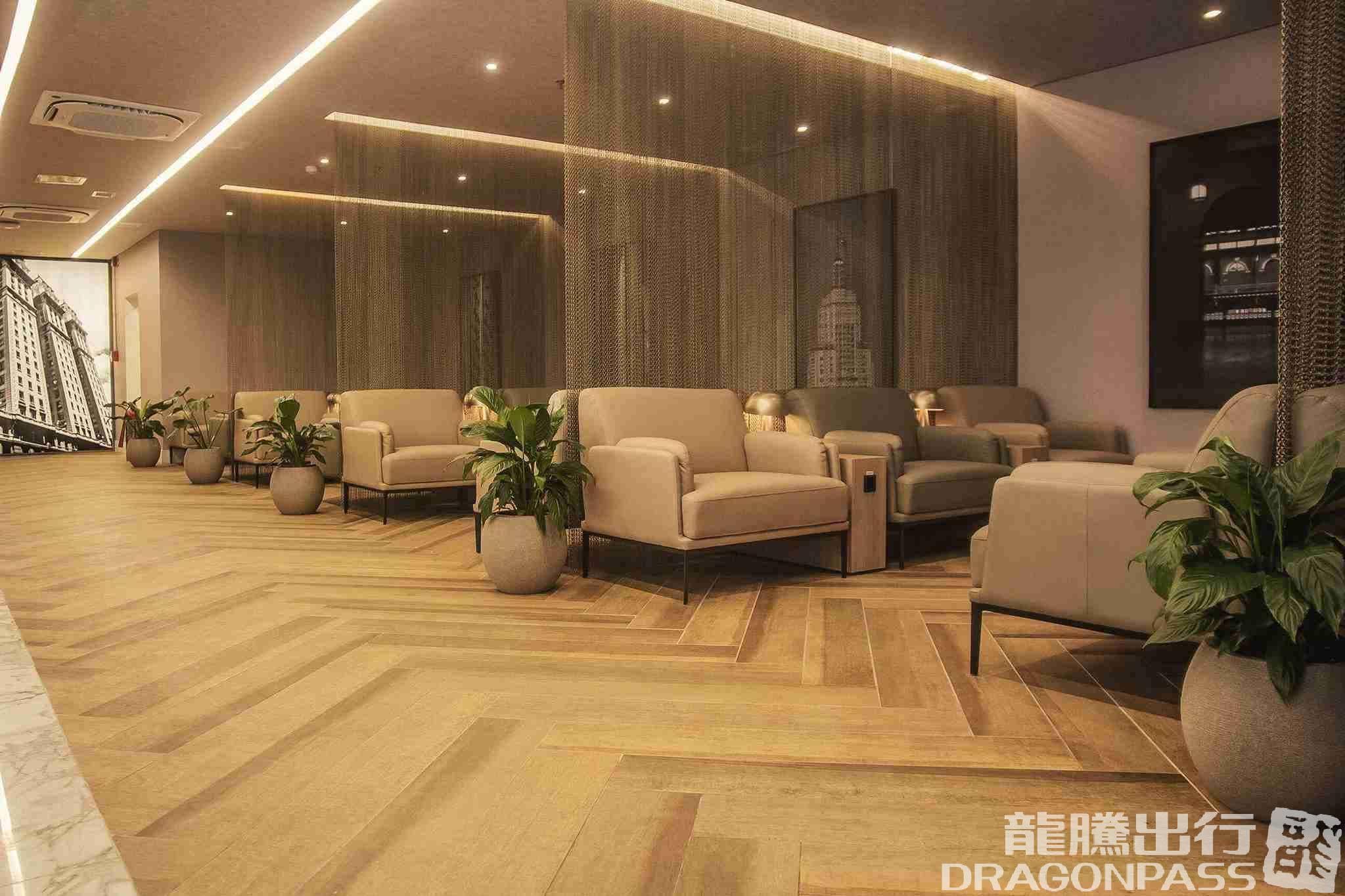 W Lounge - 1