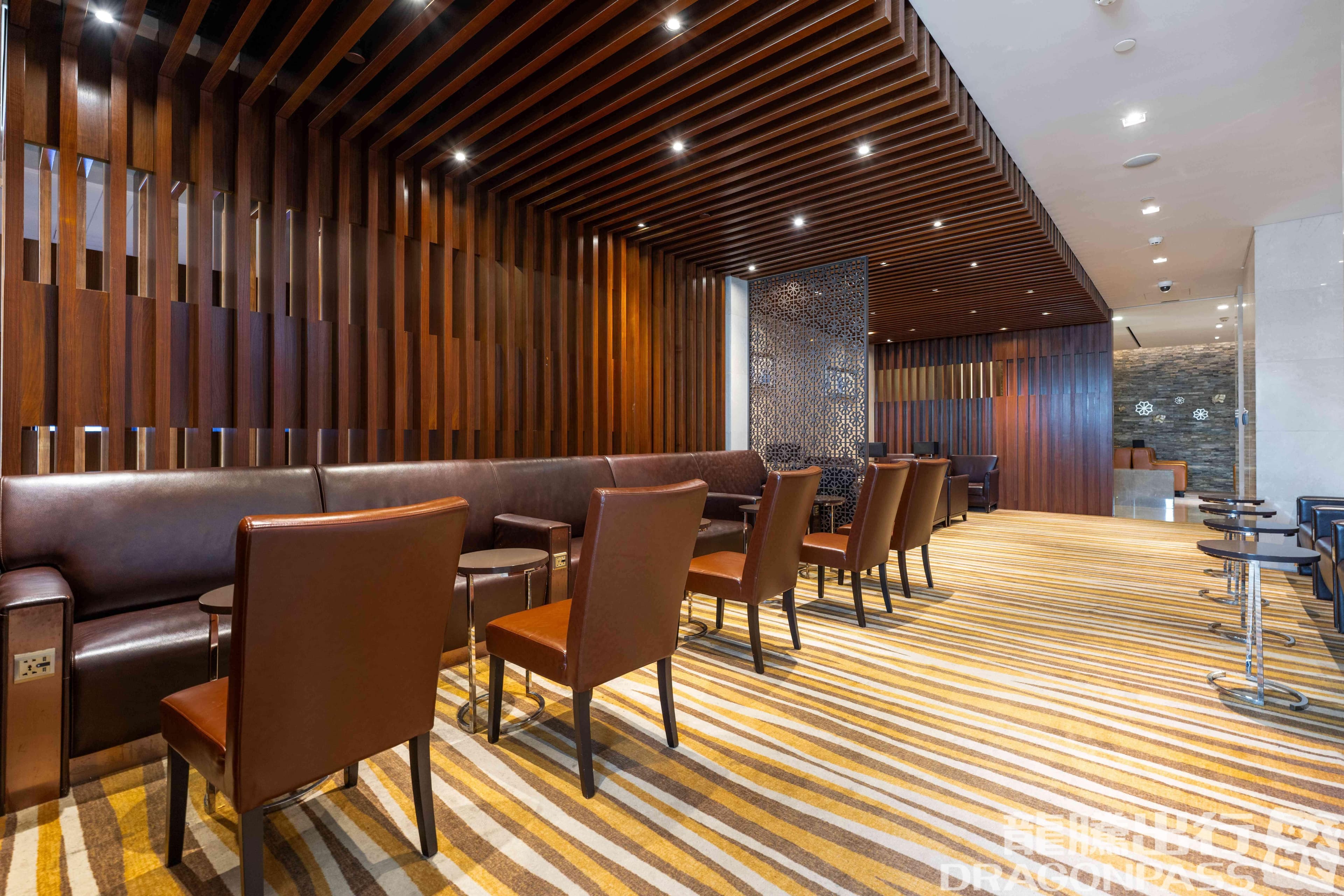 V03 VIP Lounge - 3