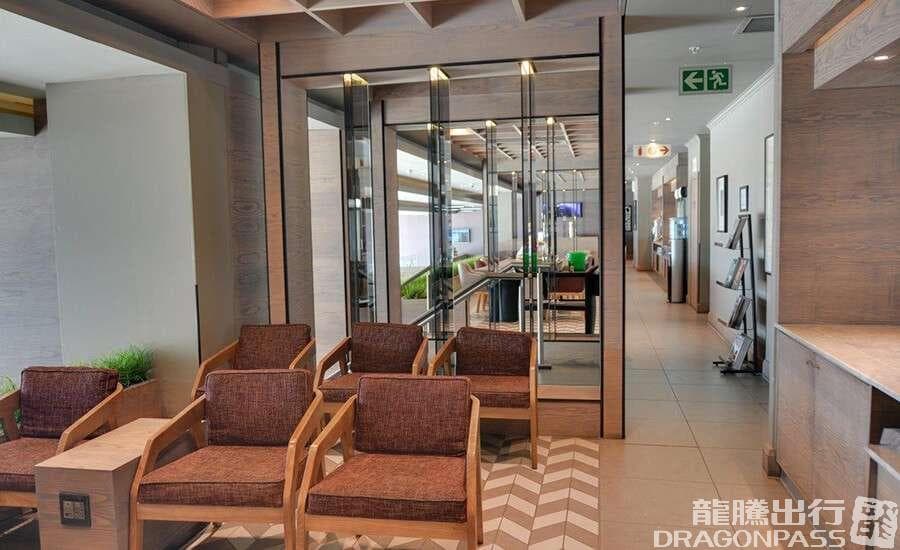 Bidvest Premier Lounge - 3