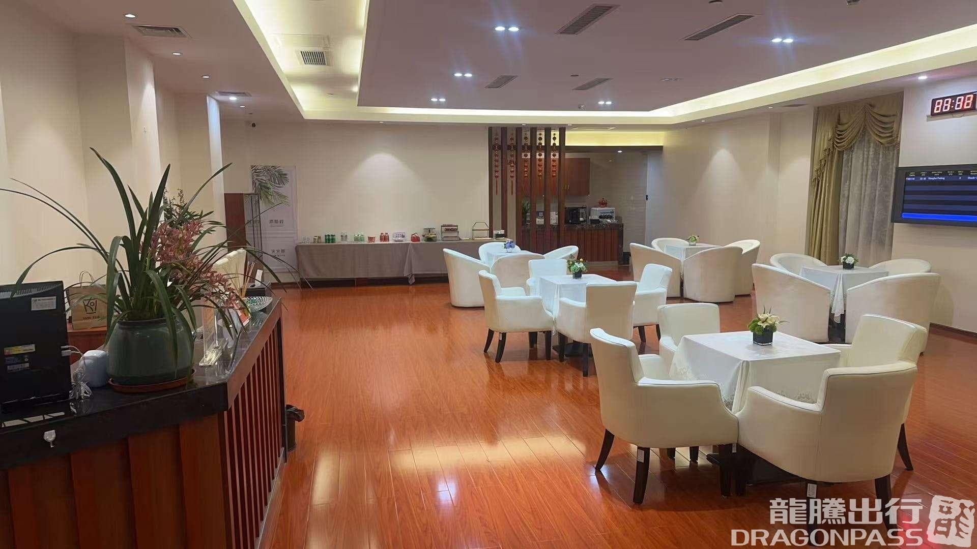 First Class Lounge 02 - 2
