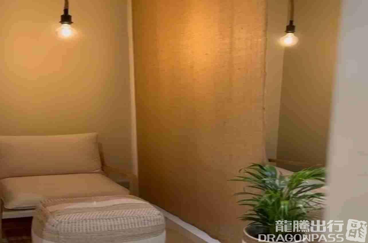 Softlanding Concierge Lounge - 2