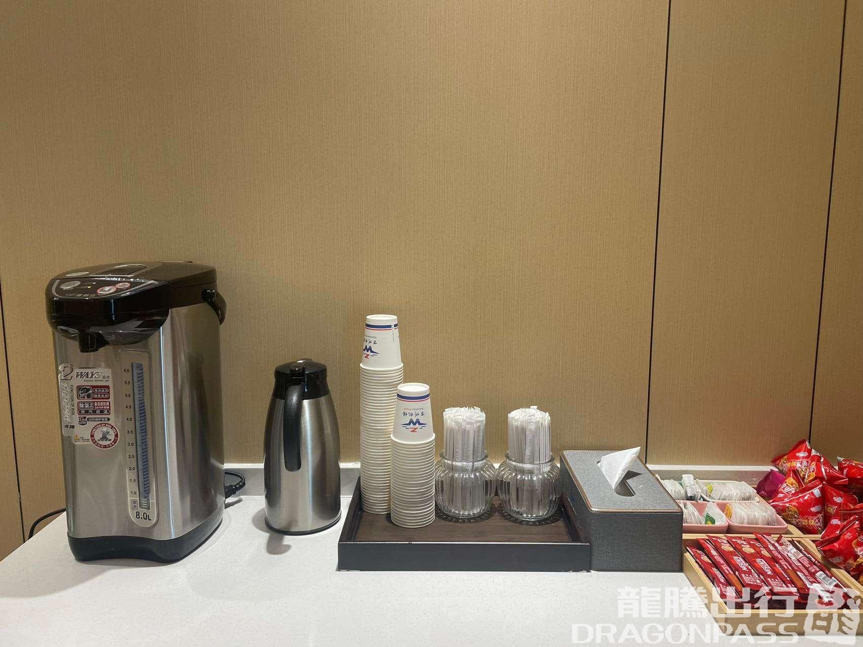 First Class/Business Class Lounge (T2 Domestic) - 1
