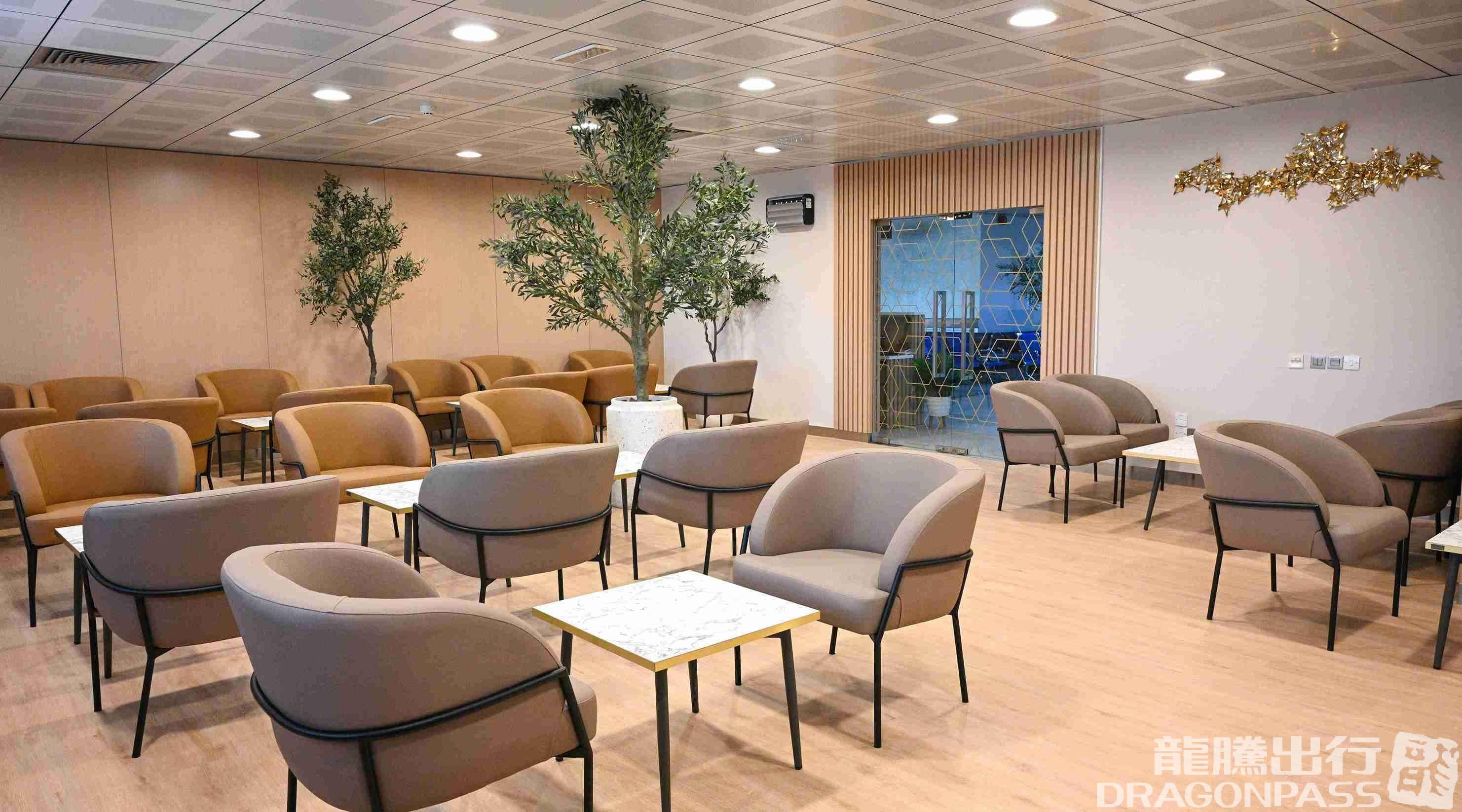 The Lounge - 4