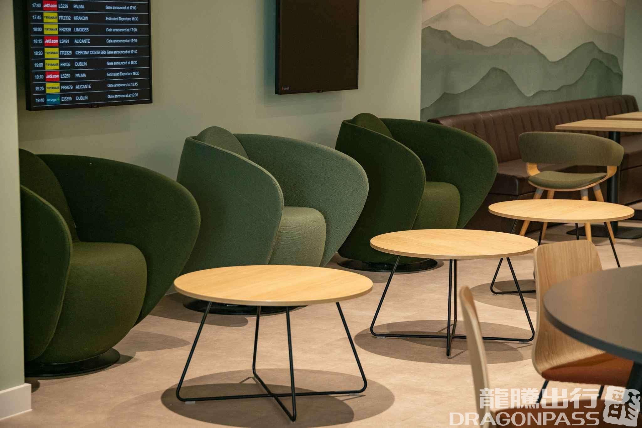 The Avro Lounge - 3