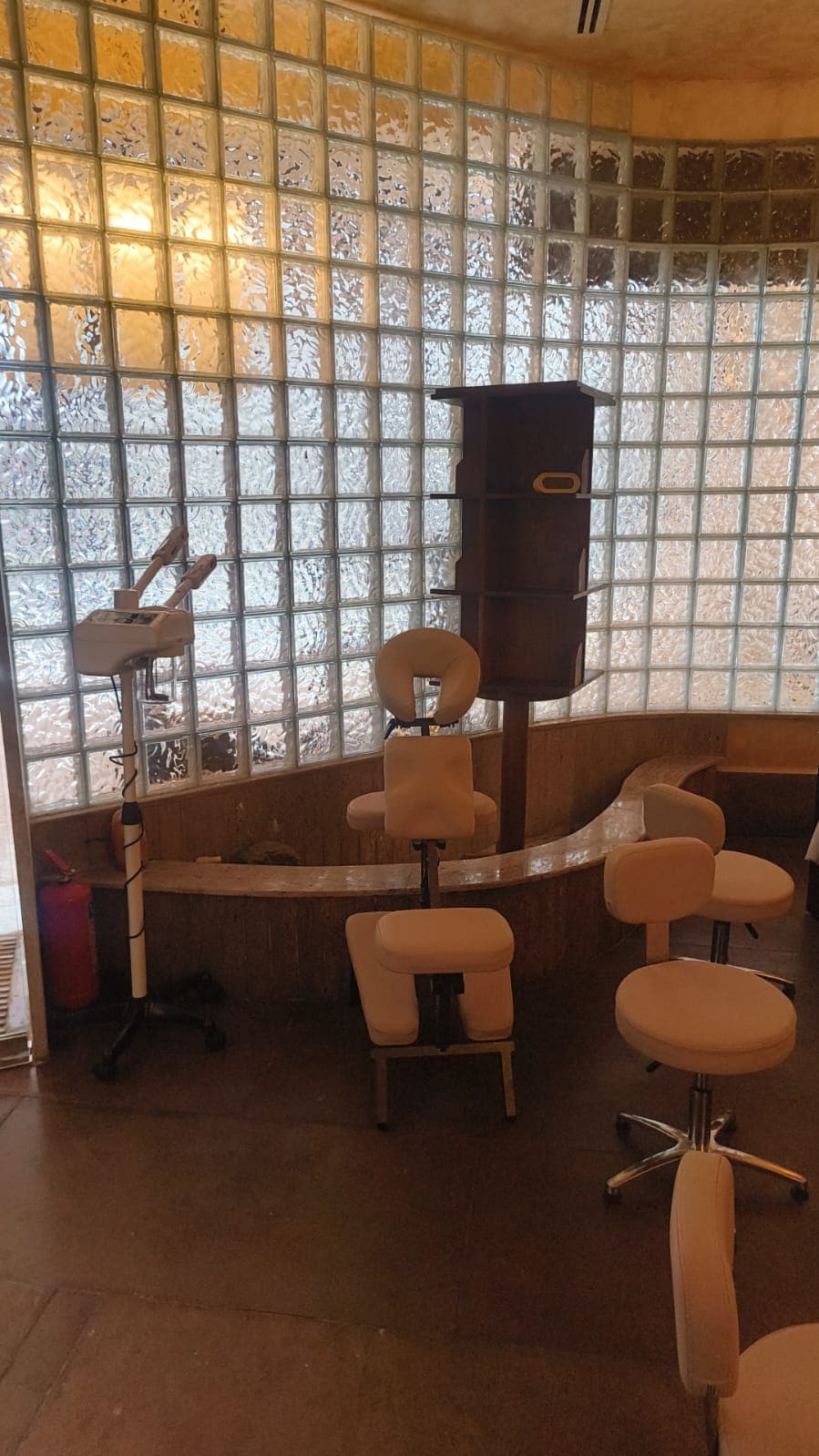 Meghavi Air SpaLounge - 1