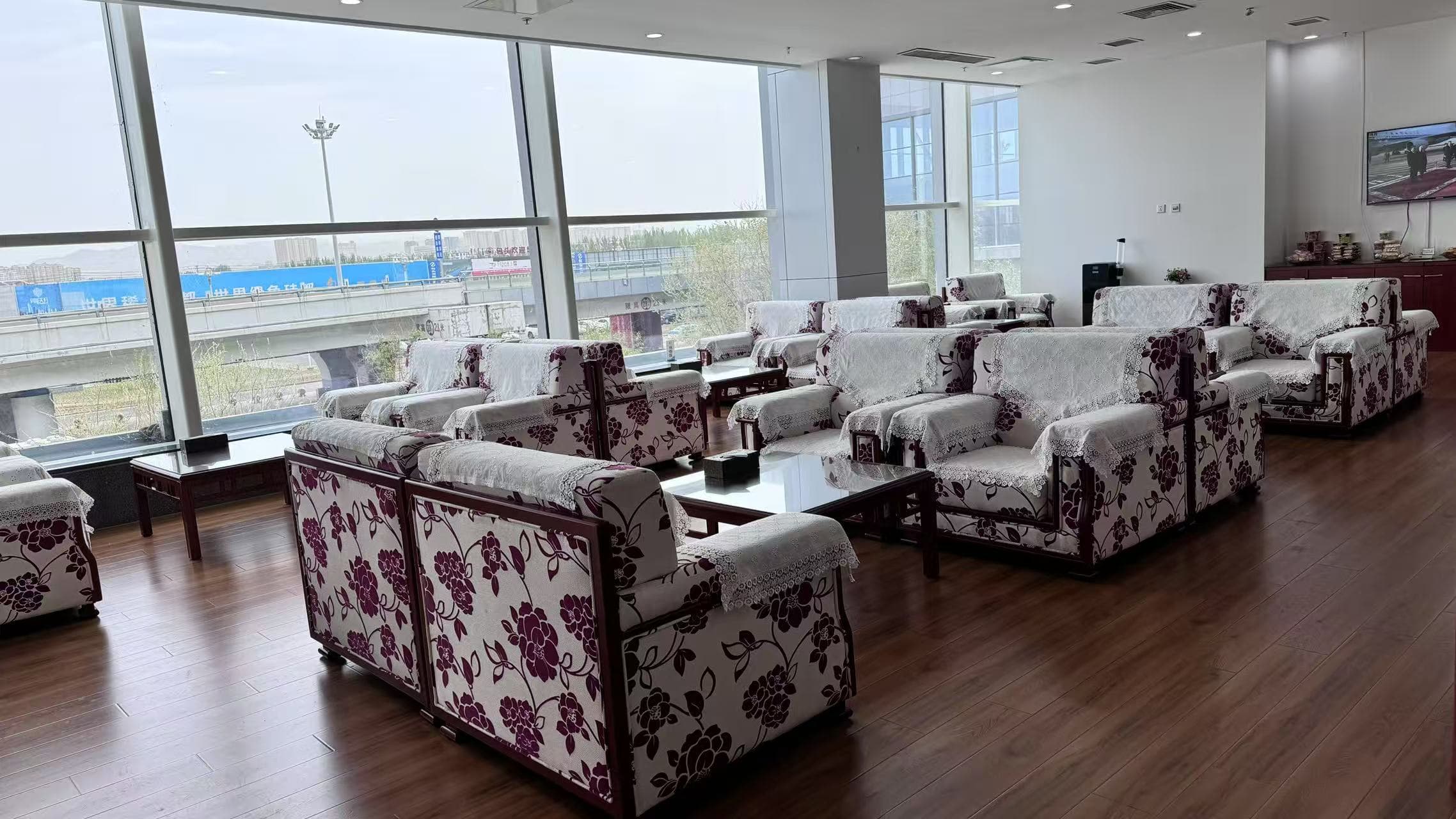 First Class Lounge No.2 - 2