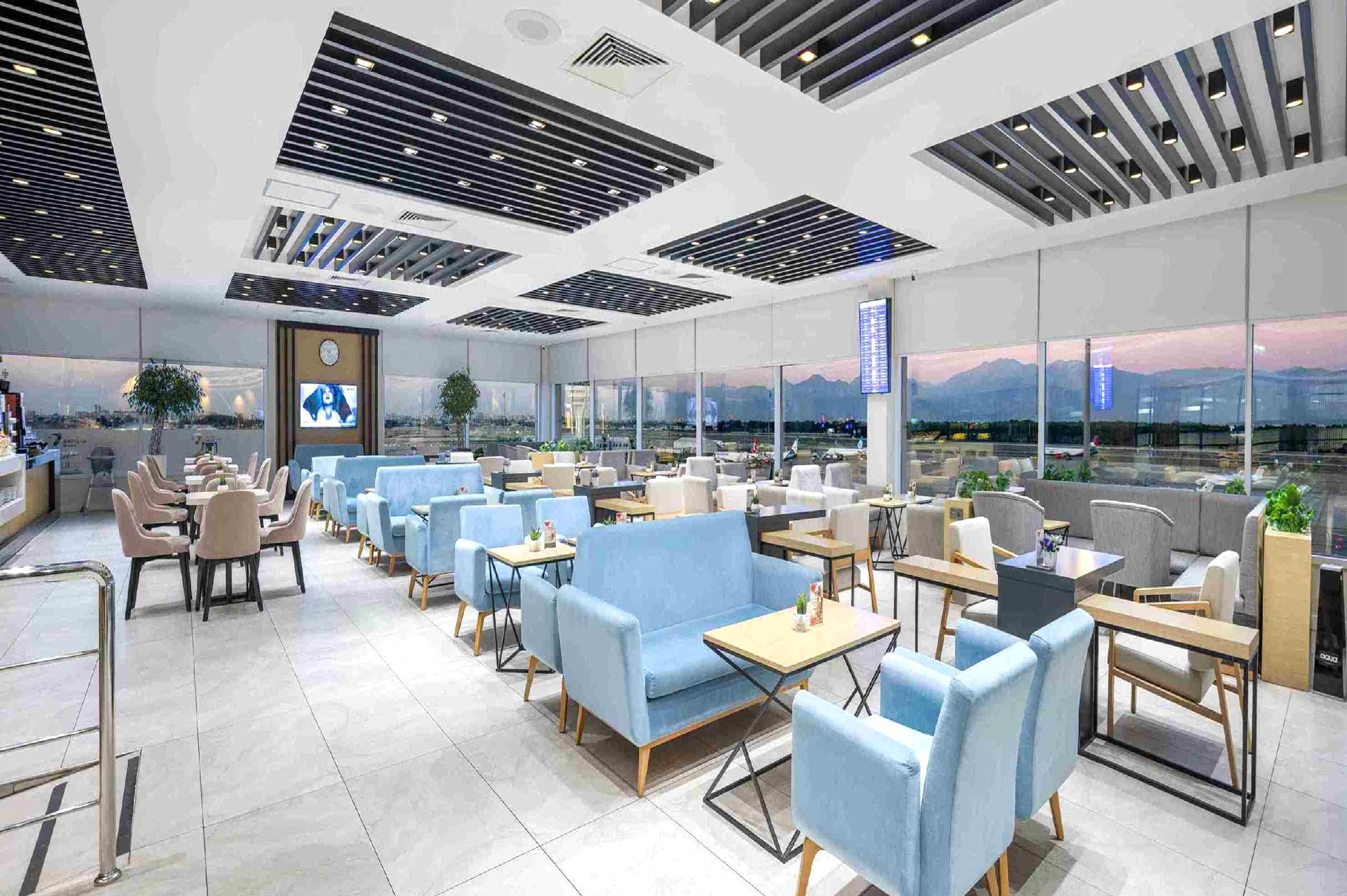 CIP Lounge - 1
