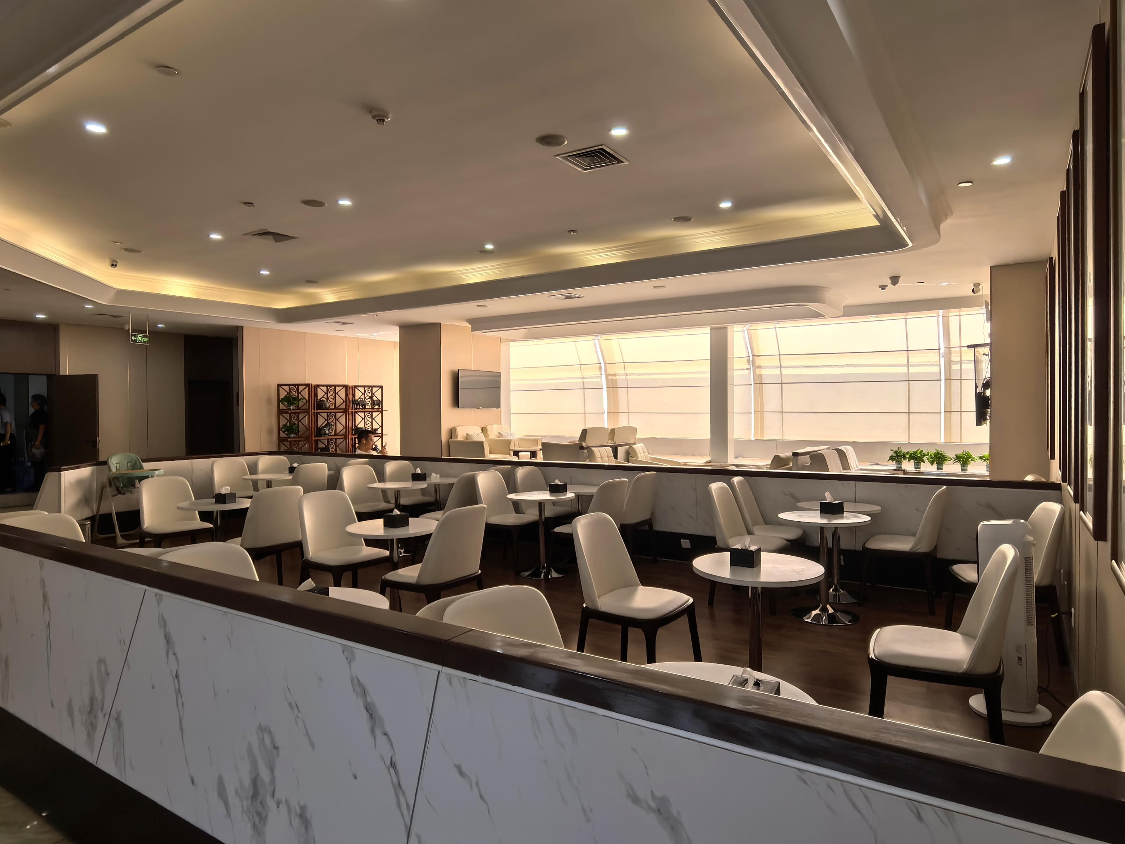 First Class&VIP Lounge - 2