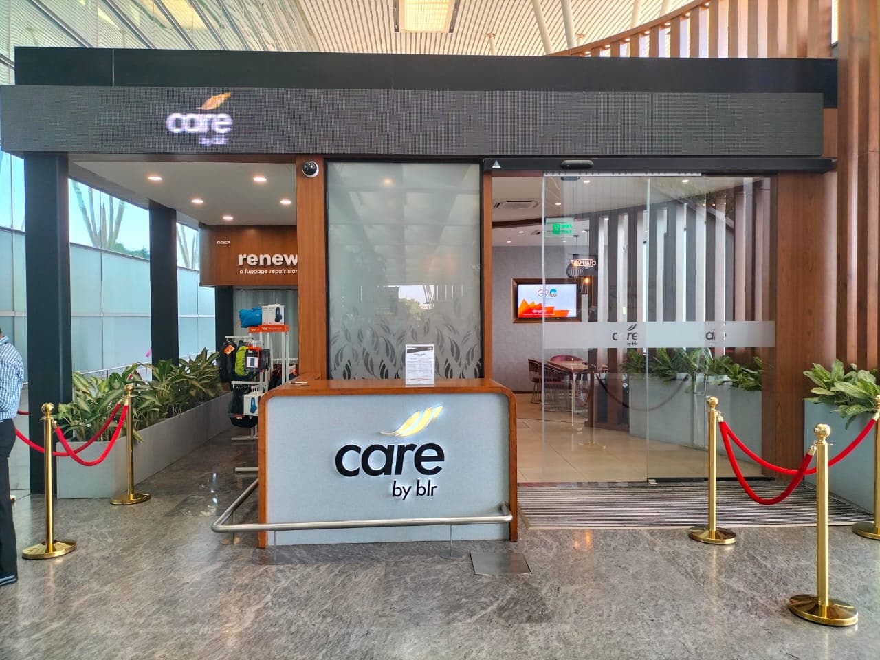 T1 Lounge (Kerbside) - 2
